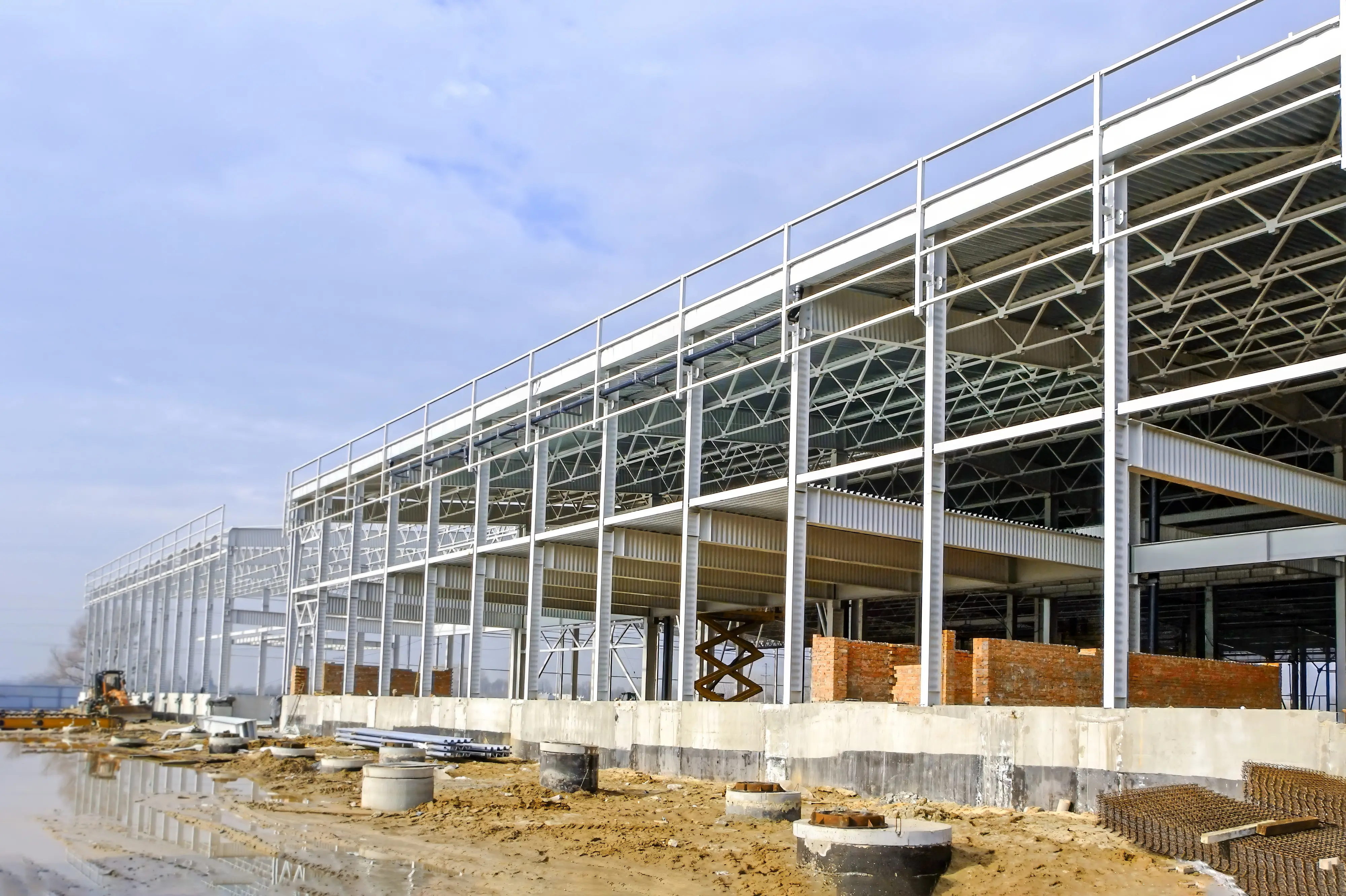 How Span, Height and Structural Loads Affect PEB Building Cost