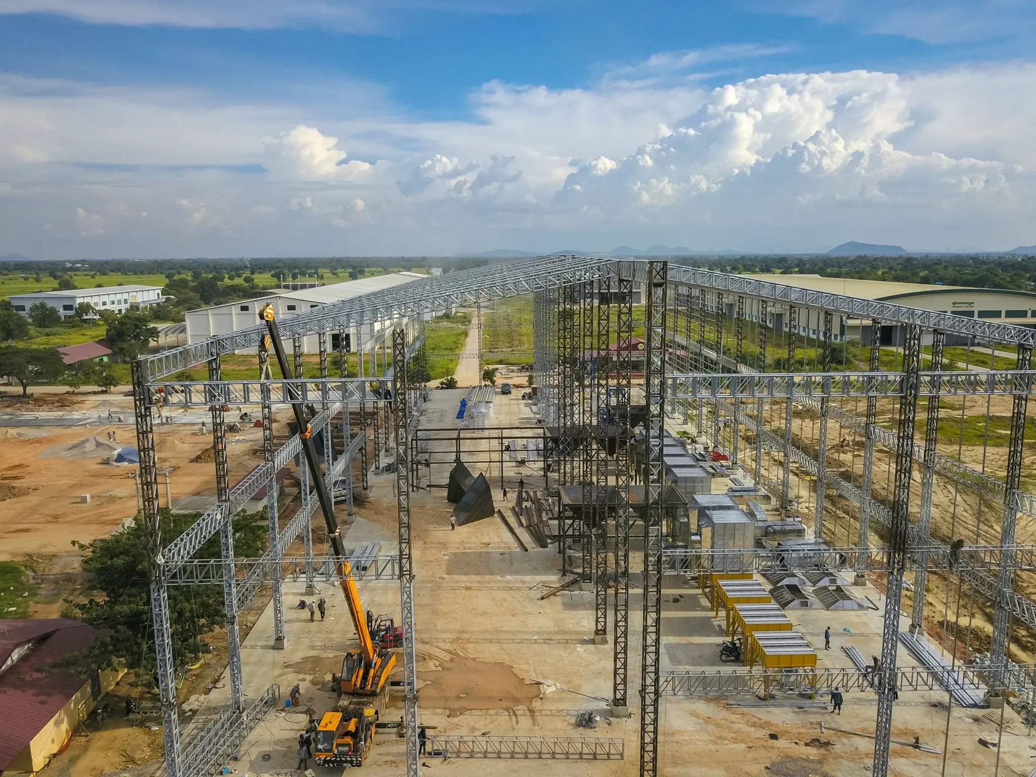 Turnkey Factory Construction vs Multiple Contractors Reduce Risk in PEB Projects